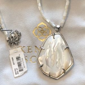 Kendra Scott Beatrix Necklace